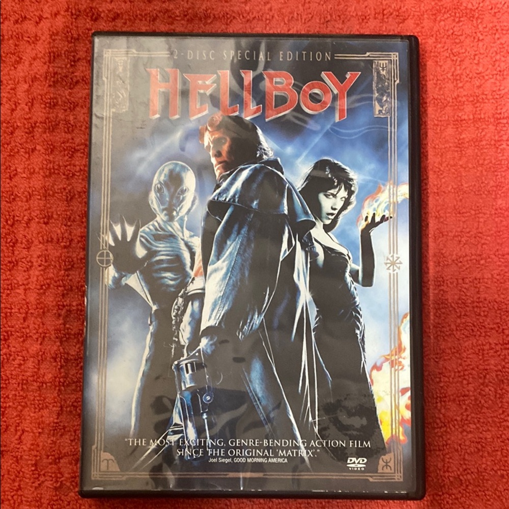 Hellboy 2-Disc Special Edition DVD